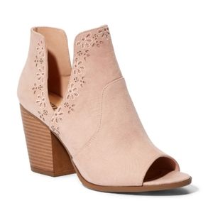 Liana Heeled Sandal NWT 10 CUTE!!!